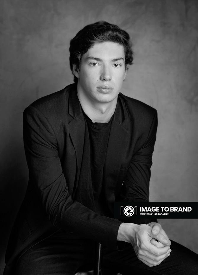 Photograph of an actor in Geelong having his acting headshot taken by Image to Brand Photography.